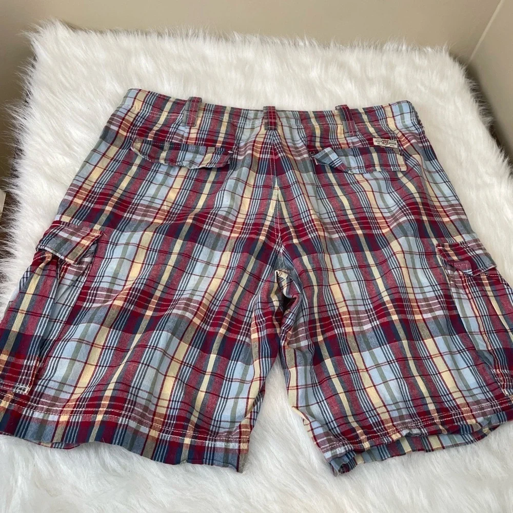 Polo Jeans Company Plaid Men's Cargo Shorts - 38